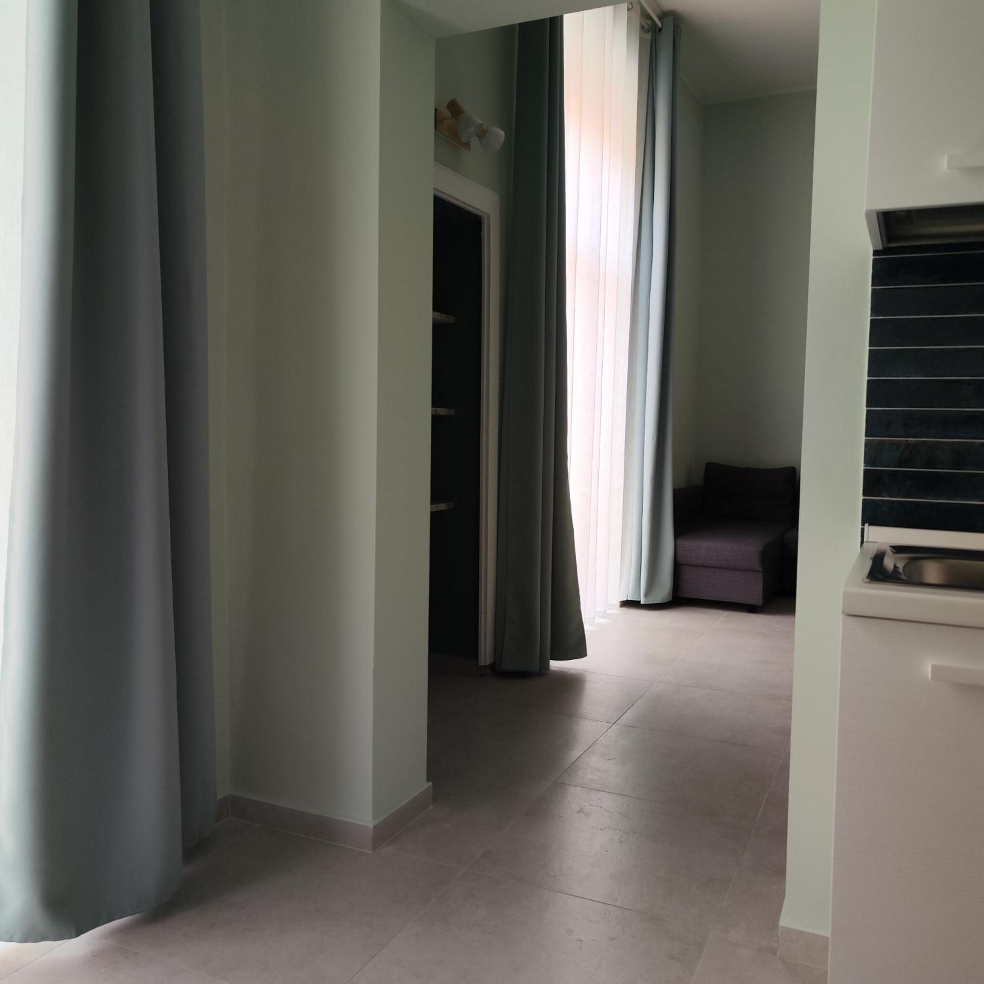 Mistral130 Apartment Бари Екстериор снимка