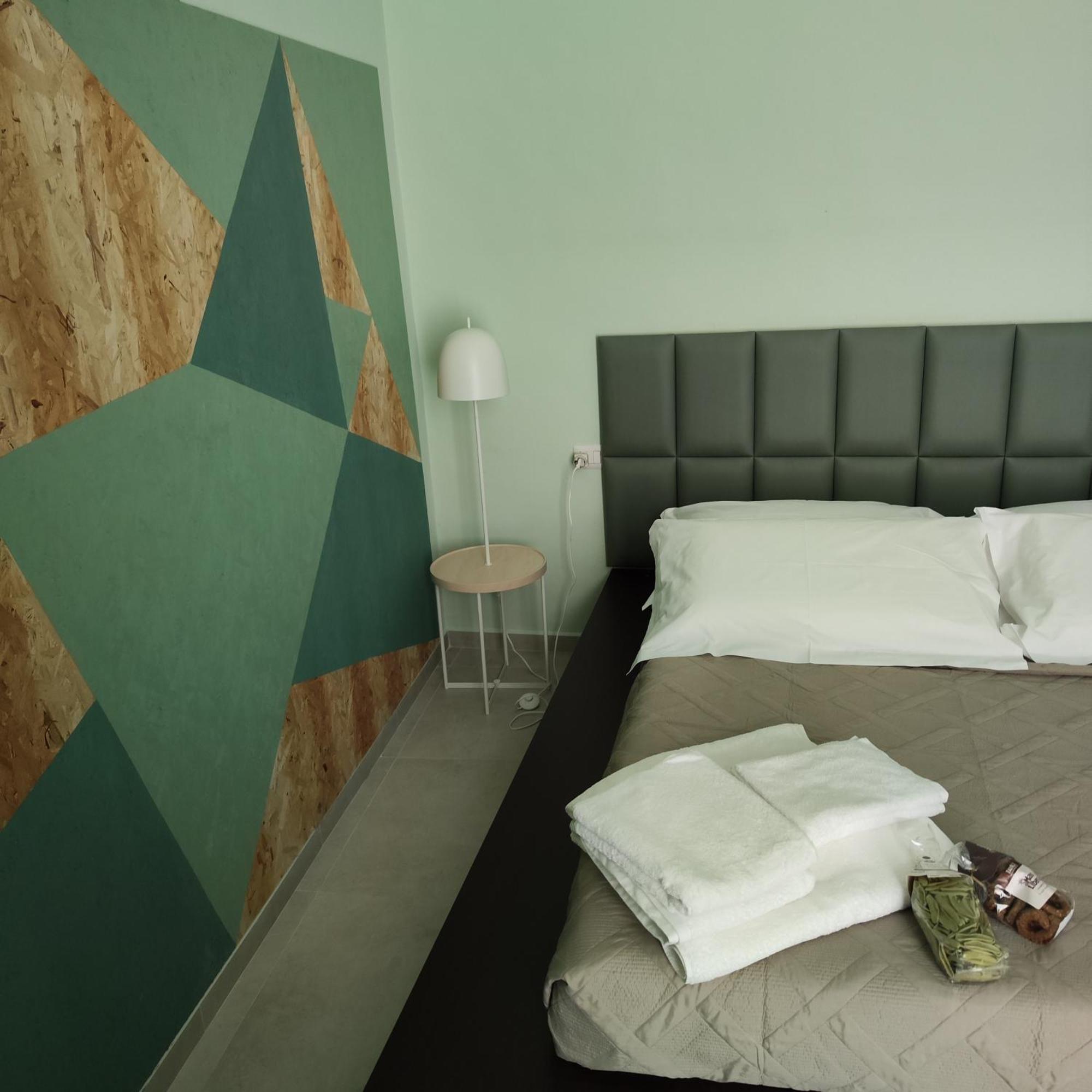 Mistral130 Apartment Бари Екстериор снимка