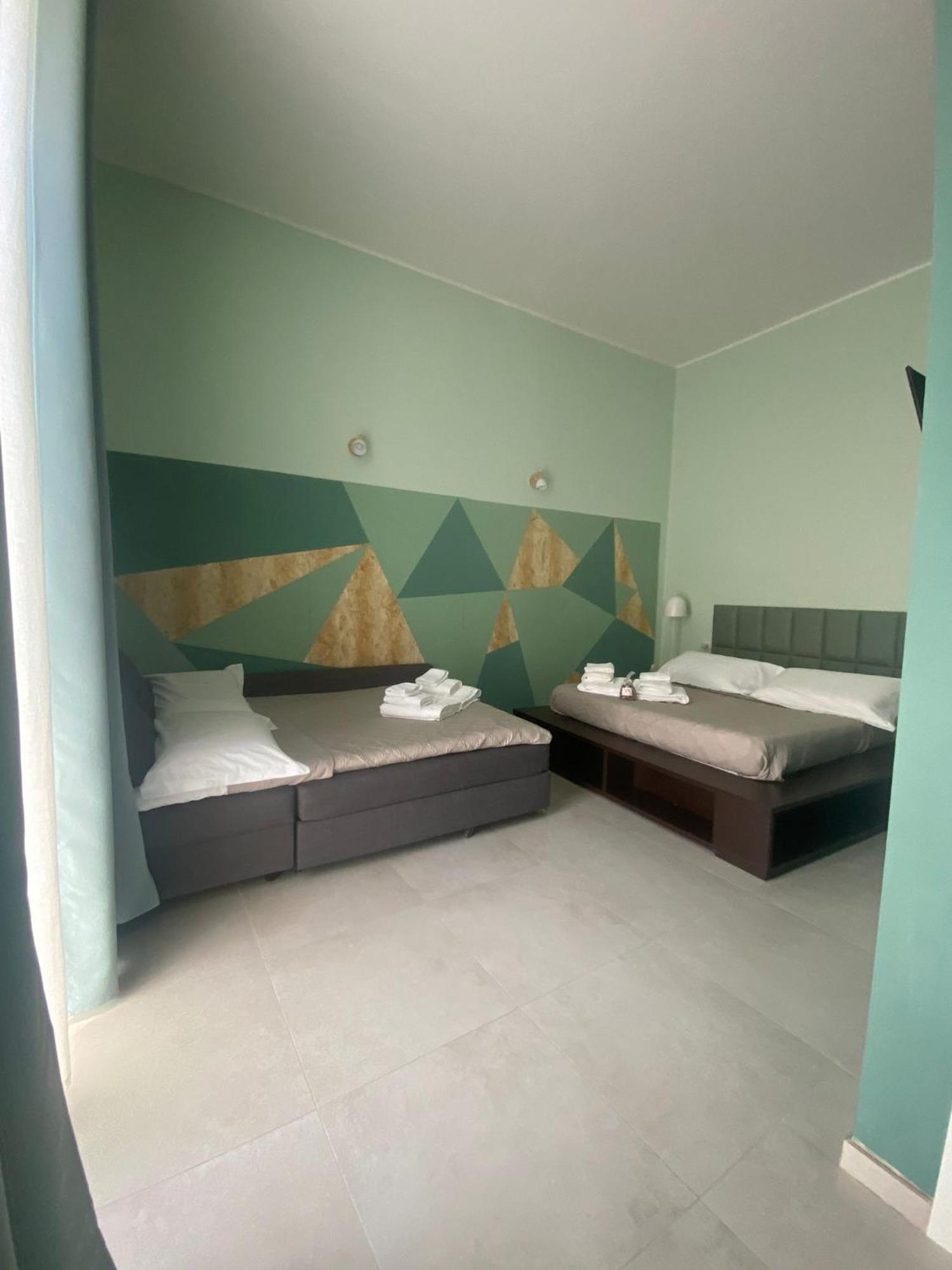 Mistral130 Apartment Бари Екстериор снимка